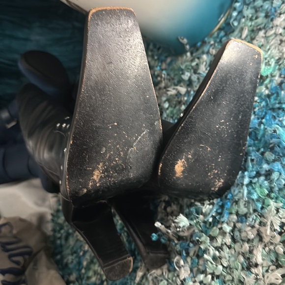 Womens Kenneth Cole leather boots with crystals - Picture 4 of 4